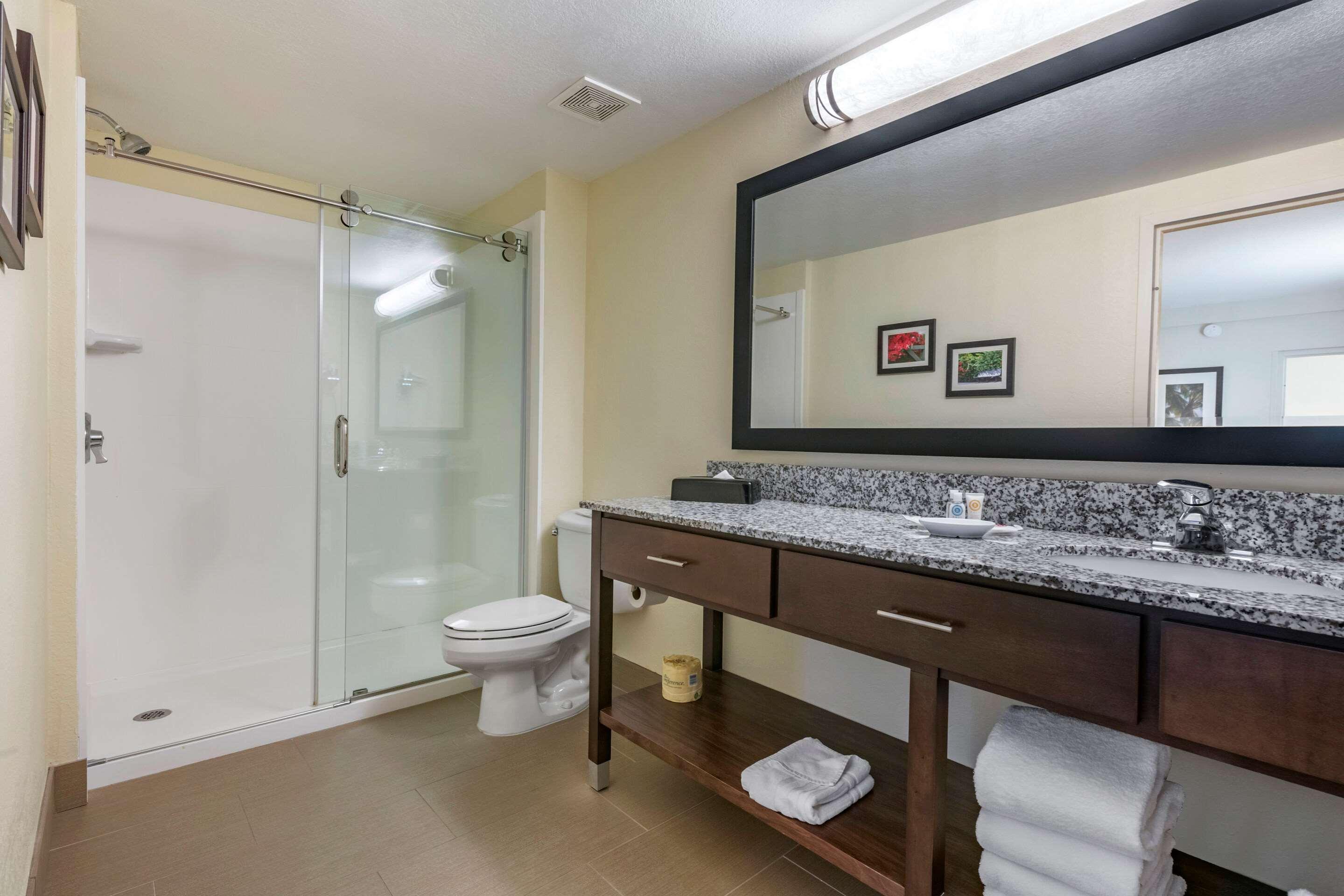 Comfort Suites Maingate East Orlando Bagian luar foto